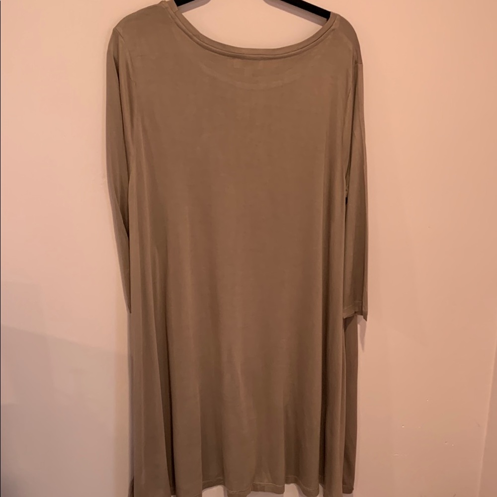 🆕 Women’s Hayden LA Casual Tan Long Sleeve Dress - Picture 7 of 8